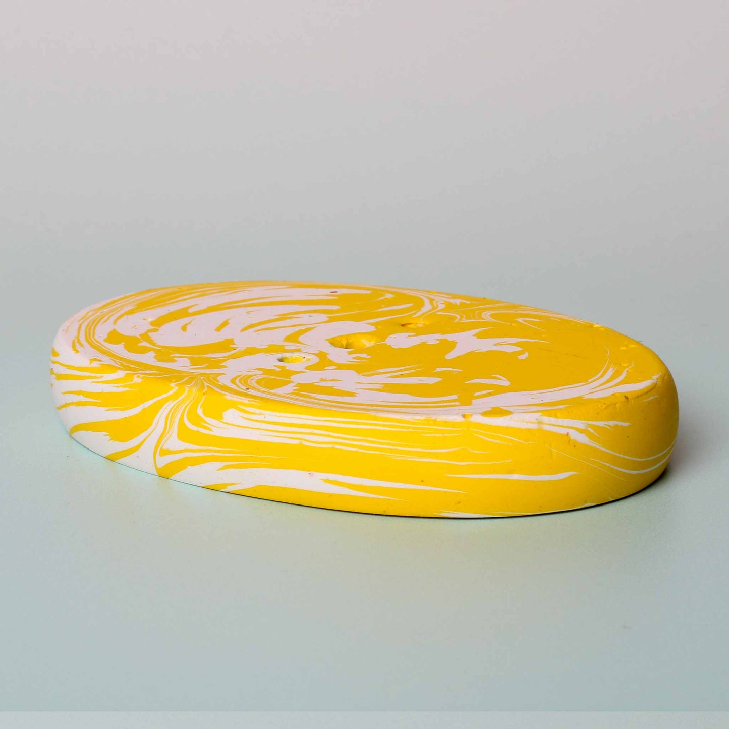 
                  
                    Terrazzo & Titz - Jesmonite Oval Soap Dish, Yellow & White Marble Underneath
                  
                