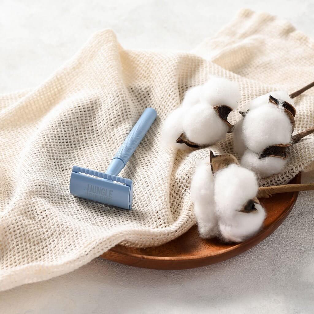 
                  
                    Reusable Safety Razors for Women & Men | Eco-Friendly Metal Razor-5
                  
                