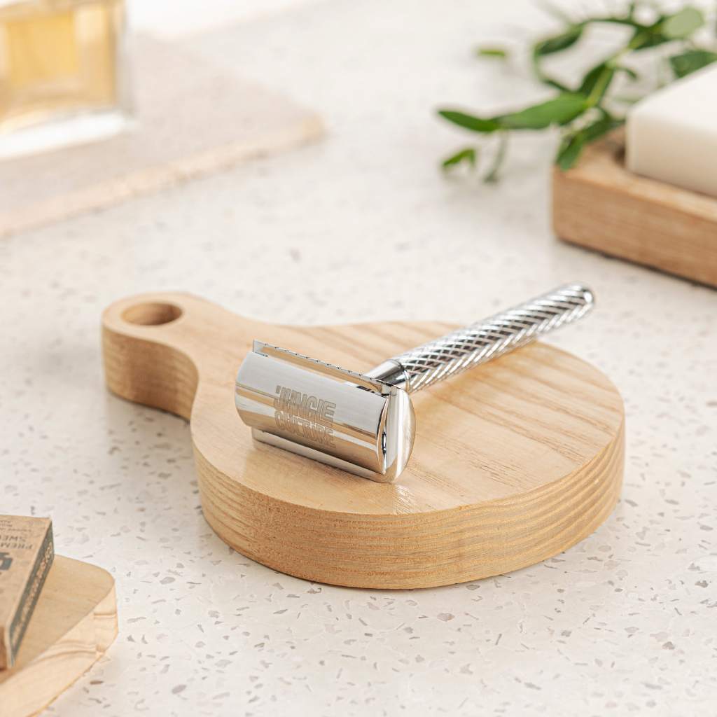 
                  
                    diamond grip jungle culture reusable razor classic silver
                  
                