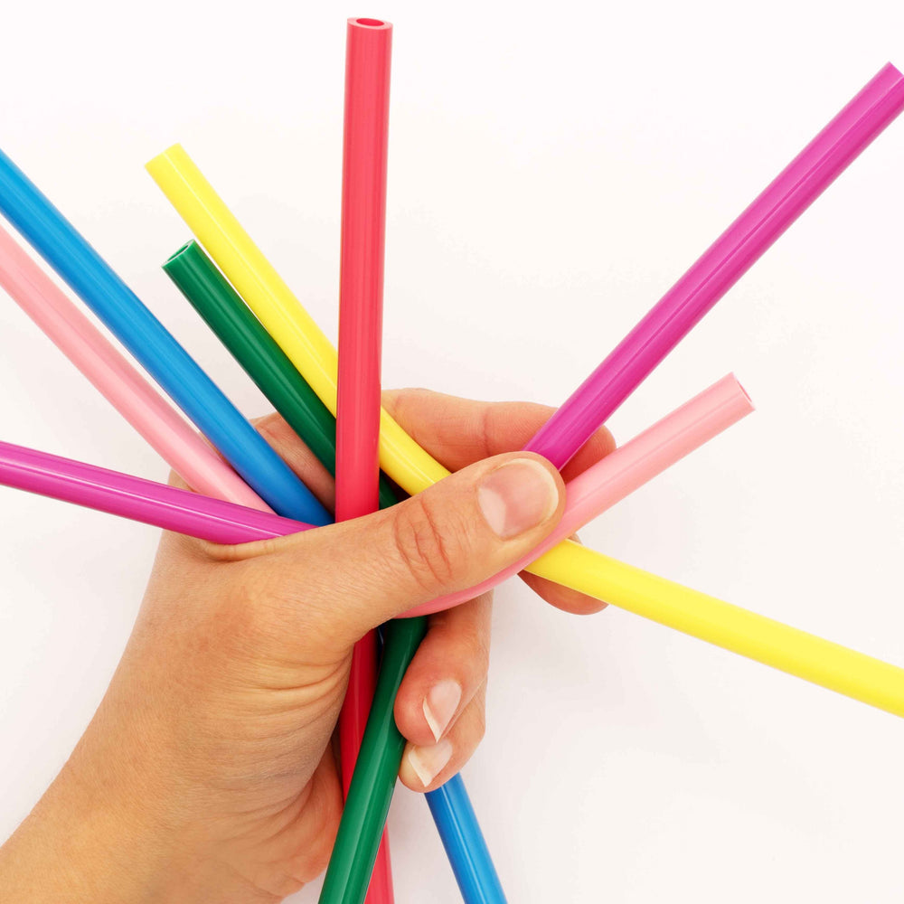 The Silicone Straw Company Colourful Straws (pack of 8) perfect for the whole family to enjoy